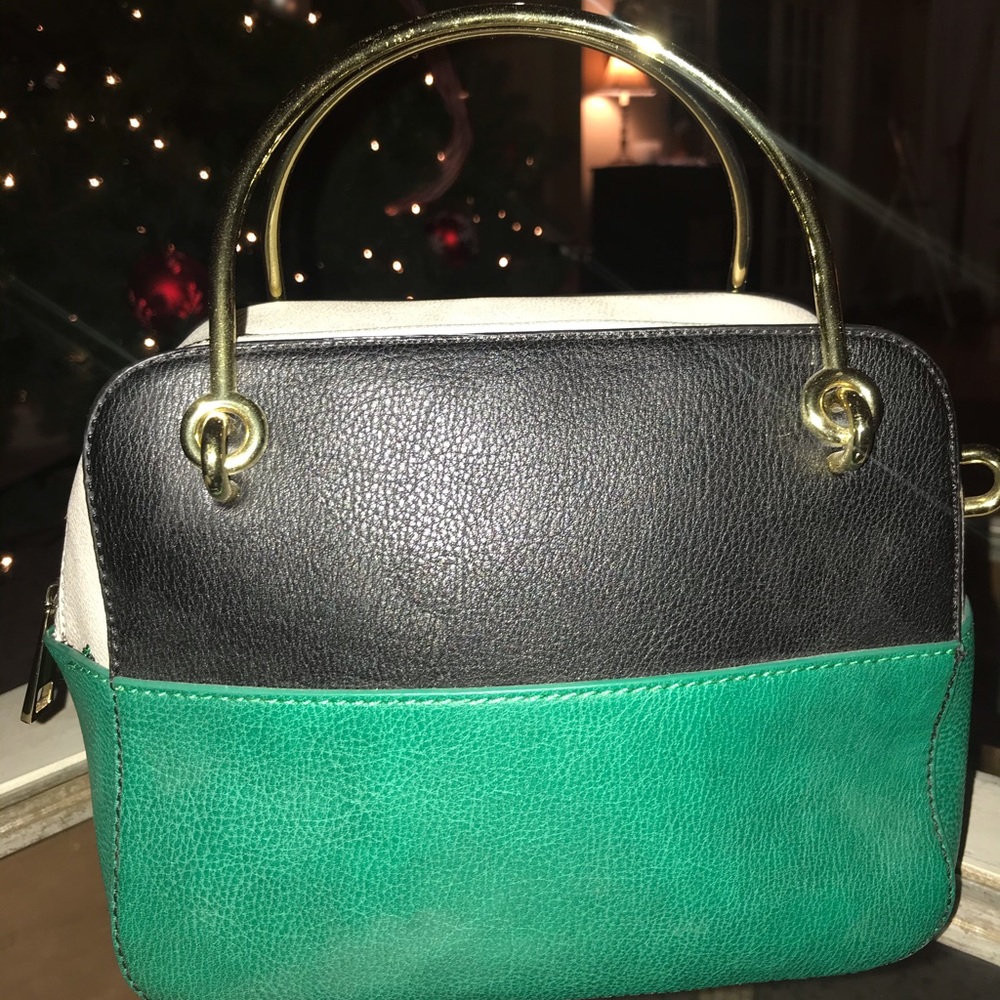 Gold handbag 👜